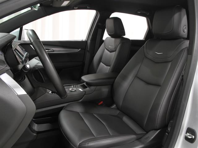 used 2020 Cadillac XT5 car, priced at $23,750