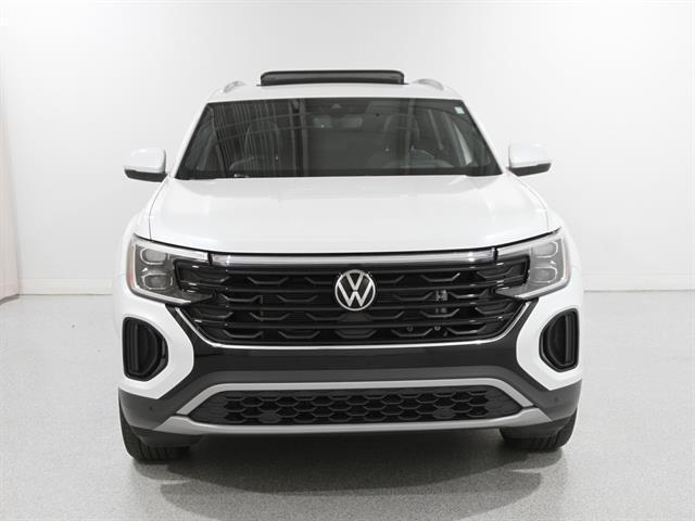 used 2024 Volkswagen Atlas Cross Sport car, priced at $36,500