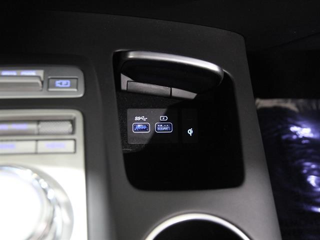 used 2022 Genesis GV70 car, priced at $32,995