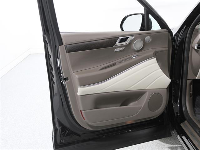 used 2021 Genesis GV80 car, priced at $37,995