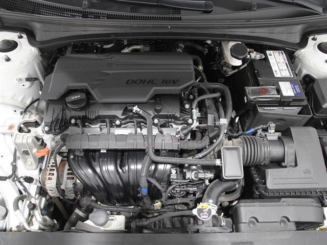 used 2022 Hyundai Elantra car, priced at $16,995