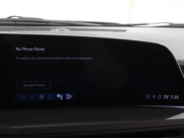used 2024 Cadillac XT4 car, priced at $41,995