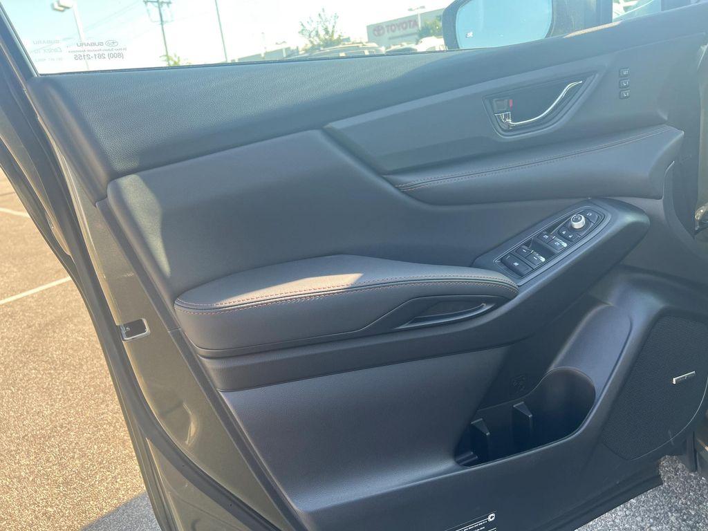 new 2025 Subaru Ascent car, priced at $51,457