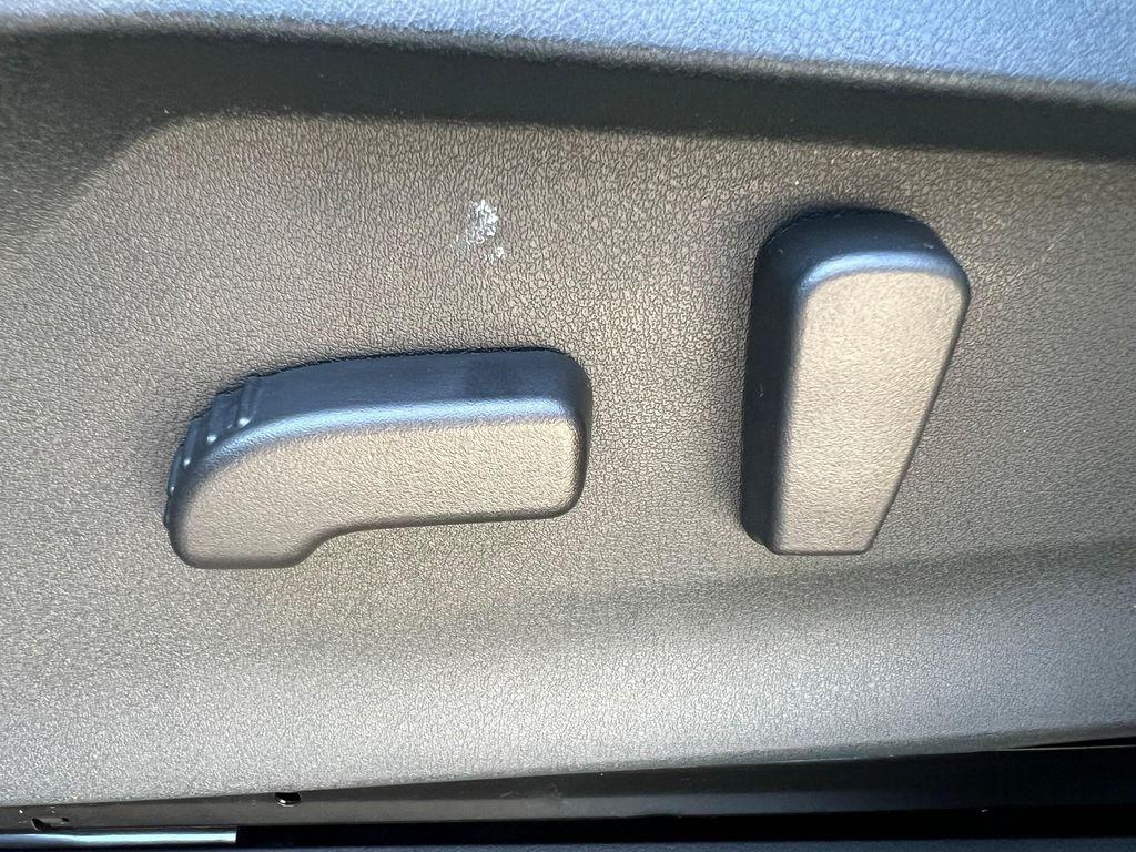 new 2025 Subaru Ascent car, priced at $46,190