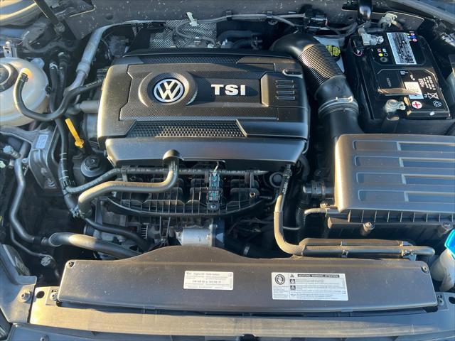 used 2019 Volkswagen Golf car