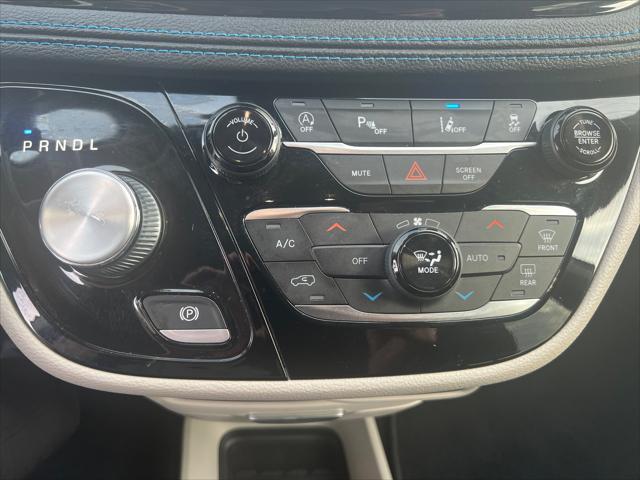 used 2021 Chrysler Pacifica car, priced at $18,995