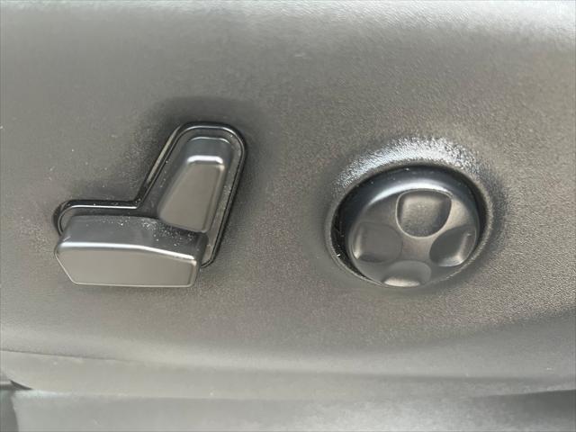 used 2021 Chrysler Pacifica car, priced at $18,995