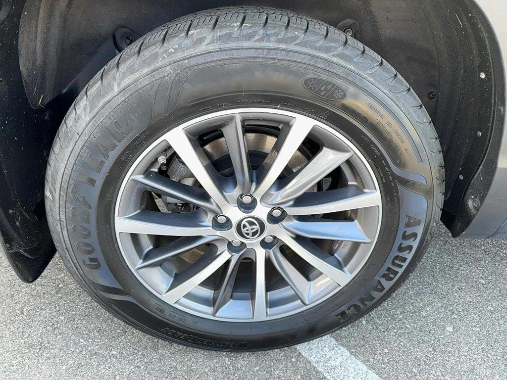 used 2017 Toyota Highlander car, priced at $25,995