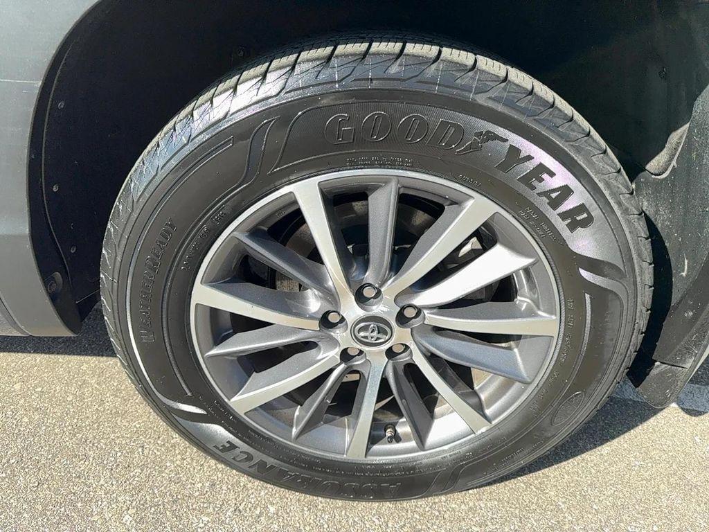 used 2017 Toyota Highlander car, priced at $25,995