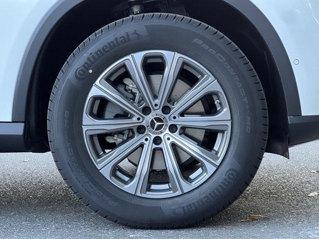 new 2026 Mercedes-Benz GLC 300 car, priced at $55,545