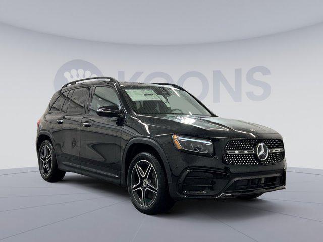 new 2024 Mercedes-Benz GLB 250 car, priced at $56,405