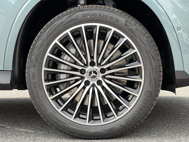 new 2026 Mercedes-Benz GLC 300 car, priced at $64,335