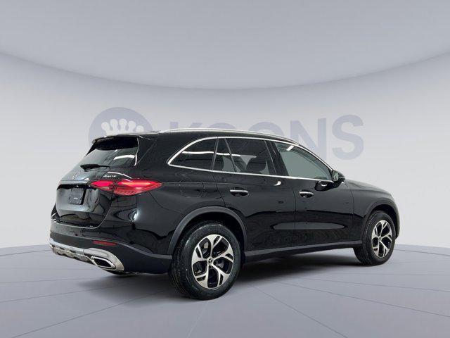 new 2025 Mercedes-Benz GLC 350e car, priced at $61,400