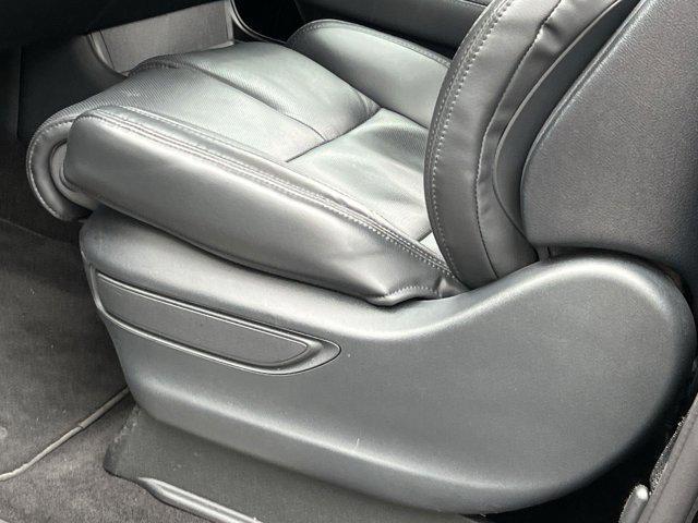 used 2022 Lincoln Navigator car, priced at $54,000