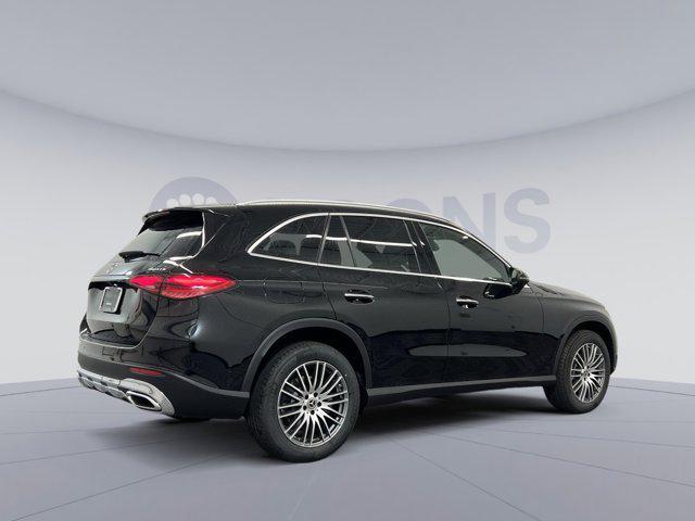 new 2025 Mercedes-Benz GLC 300 car, priced at $55,045