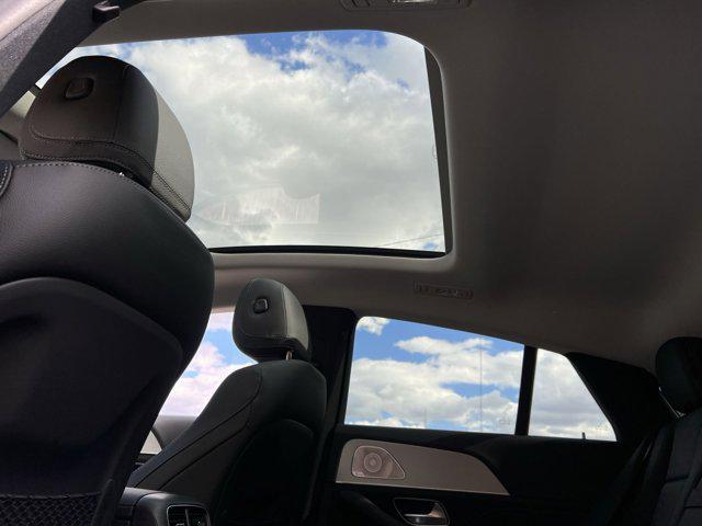 new 2026 Mercedes-Benz GLE 450 car, priced at $81,600