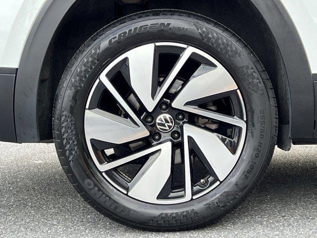 used 2024 Volkswagen Atlas car, priced at $28,500