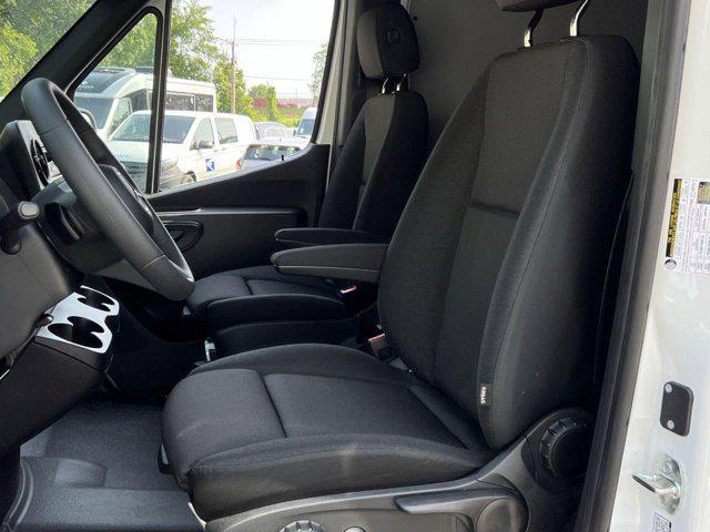 new 2025 Mercedes-Benz Sprinter 2500 car, priced at $64,612