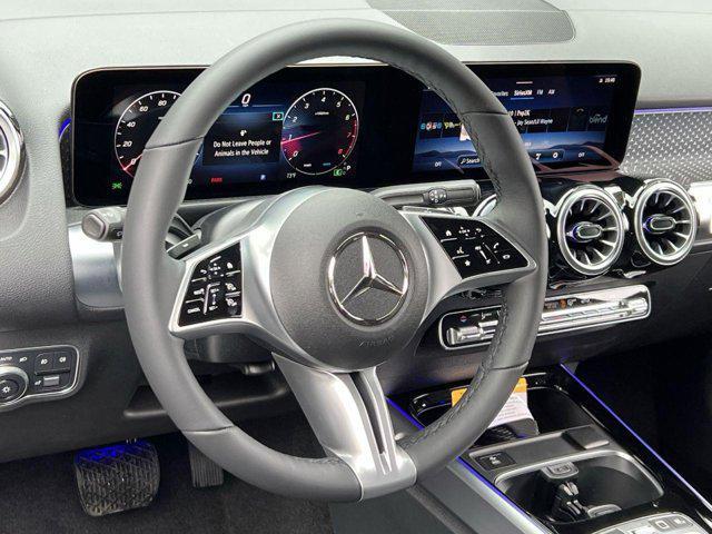 new 2025 Mercedes-Benz GLB 250 car, priced at $49,595