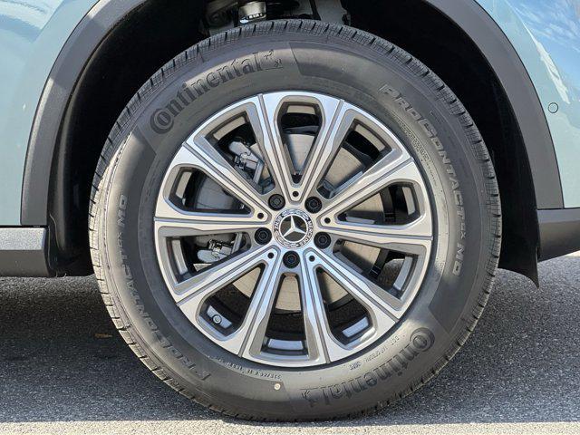 new 2026 Mercedes-Benz GLC 300 car, priced at $58,885