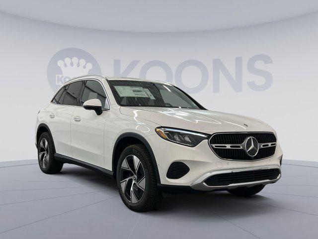 new 2024 Mercedes-Benz GLC 300 car, priced at $51,785