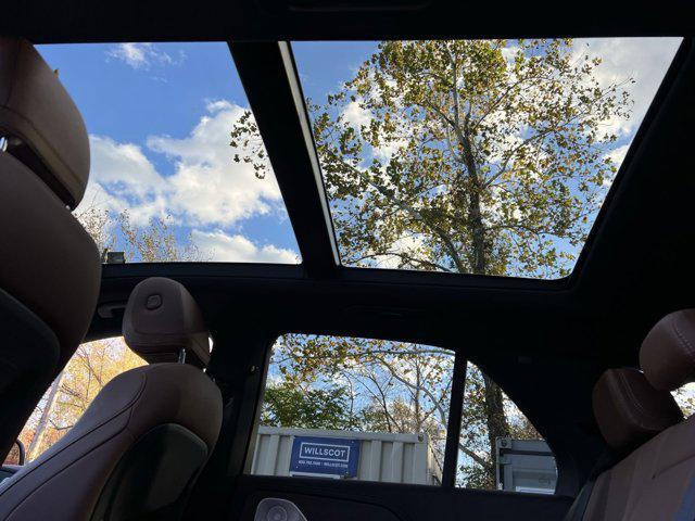 used 2024 Mercedes-Benz GLE 350 car, priced at $55,000