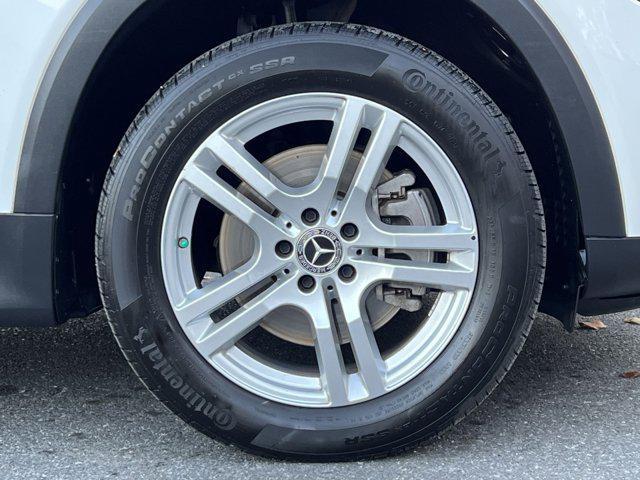 used 2021 Mercedes-Benz GLB 250 car, priced at $27,000