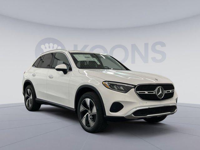 new 2024 Mercedes-Benz GLC 300 car, priced at $51,785