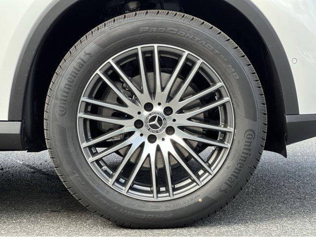 new 2026 Mercedes-Benz GLC 300 car, priced at $54,585