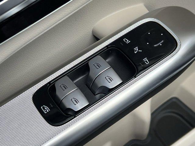 new 2026 Mercedes-Benz GLC 300 car, priced at $54,585