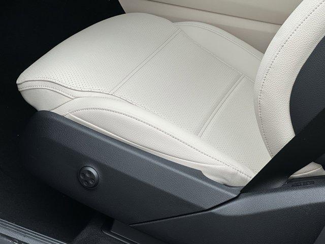 new 2026 Mercedes-Benz GLC 300 car, priced at $59,020