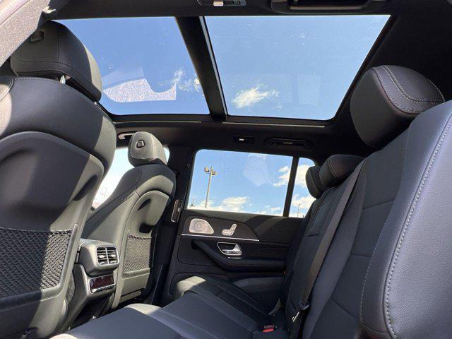 new 2025 Mercedes-Benz GLS 450 car, priced at $92,518