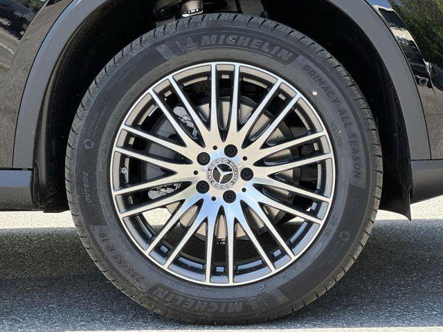 new 2025 Mercedes-Benz GLC 300 car, priced at $53,195