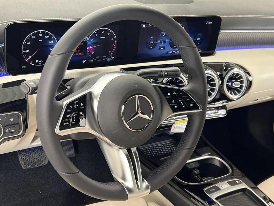 new 2025 Mercedes-Benz CLA 250 car, priced at $50,165