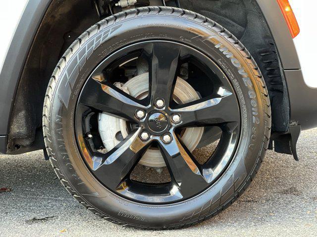 used 2023 Jeep Grand Cherokee car, priced at $29,500