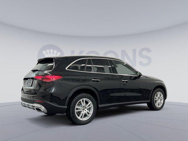 new 2025 Mercedes-Benz GLC 300 car, priced at $54,700