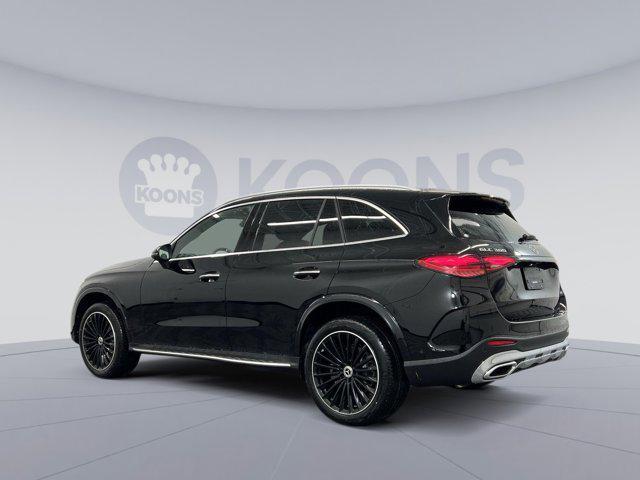 new 2025 Mercedes-Benz GLC 300 car, priced at $63,220