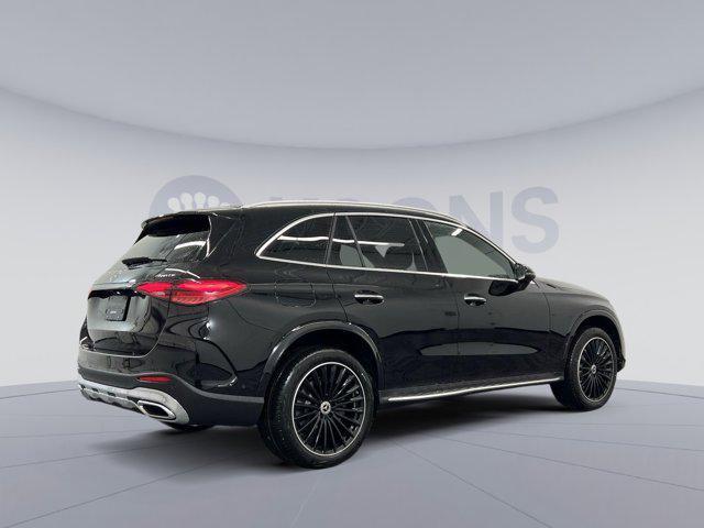 new 2025 Mercedes-Benz GLC 300 car, priced at $63,220