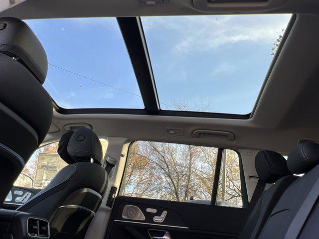 new 2026 Mercedes-Benz GLS 450 car, priced at $105,635