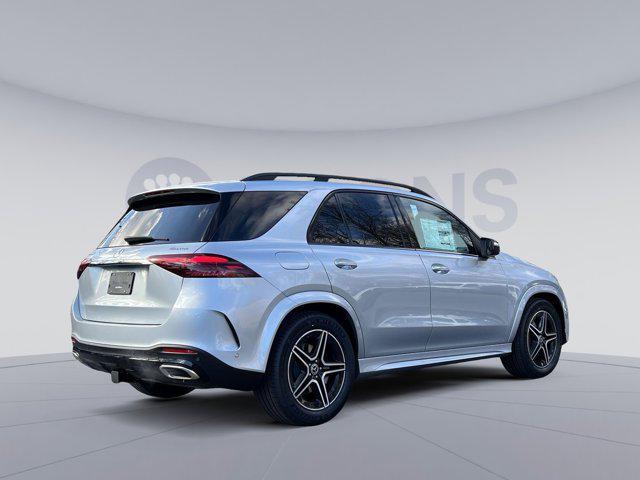 new 2025 Mercedes-Benz GLE 580 car, priced at $94,495