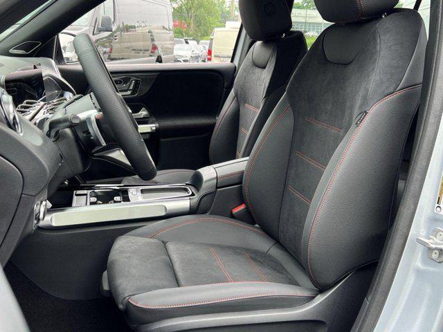 new 2025 Mercedes-Benz GLB 250 car, priced at $57,690