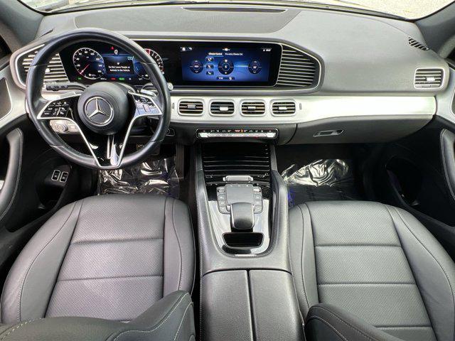 used 2024 Mercedes-Benz GLE 450 Plug-In Hybrid car, priced at $52,000