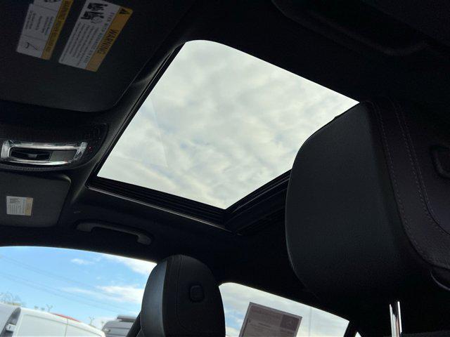 used 2024 Mercedes-Benz GLE 450 Plug-In Hybrid car, priced at $52,000