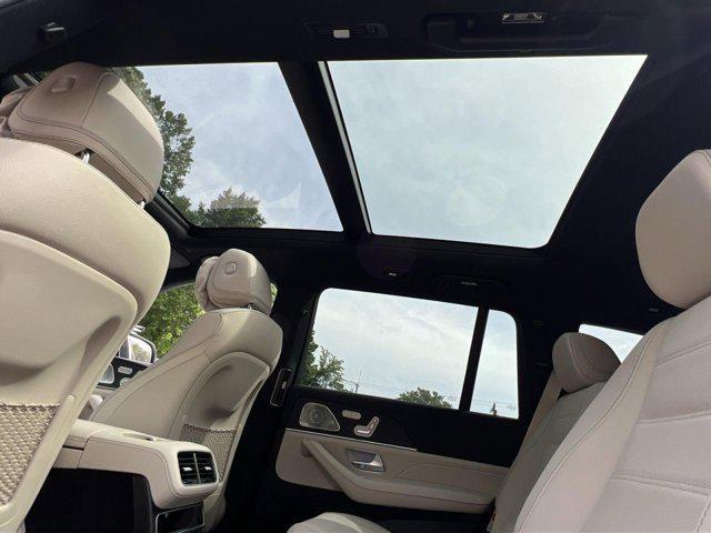 new 2025 Mercedes-Benz GLS 580 car, priced at $117,695