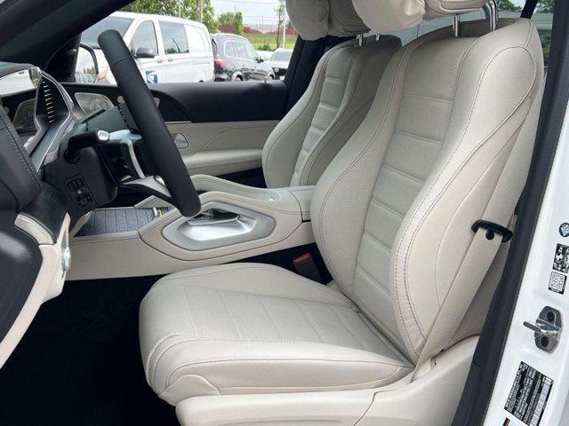 new 2025 Mercedes-Benz GLS 580 car, priced at $117,695