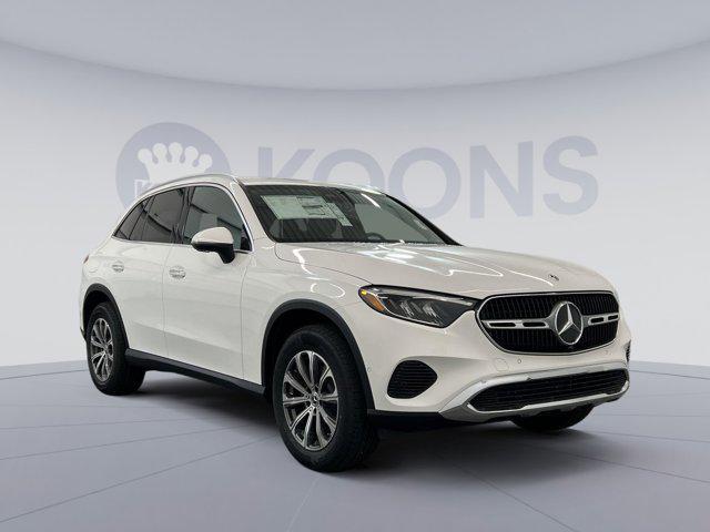 new 2025 Mercedes-Benz GLC 300 car, priced at $52,785