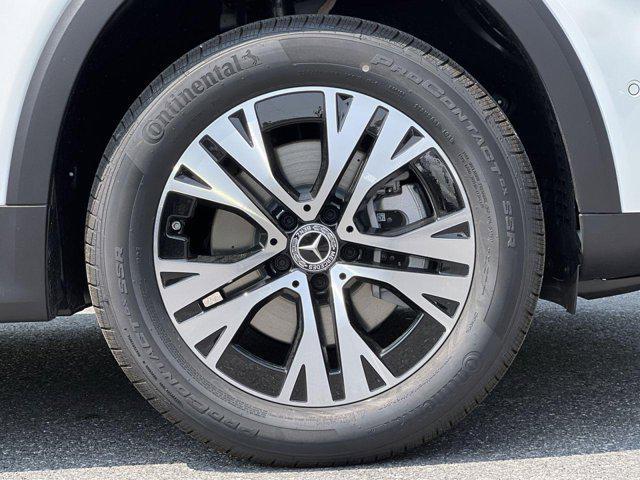 new 2025 Mercedes-Benz GLB 250 car, priced at $49,595
