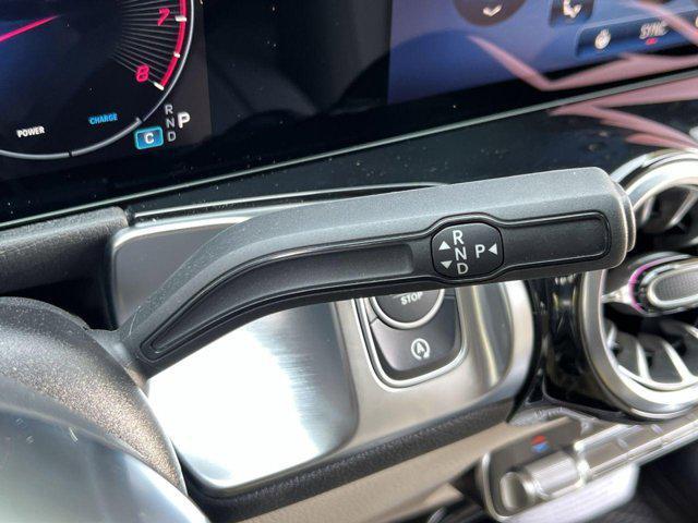 new 2025 Mercedes-Benz GLB 250 car, priced at $49,595