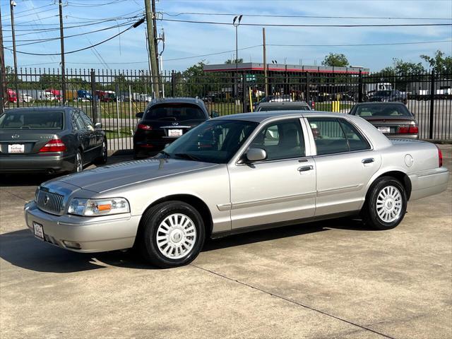 used 2007 Mercury Grand Marquis car, priced at $11,980