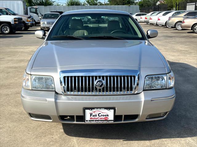 used 2007 Mercury Grand Marquis car, priced at $11,980